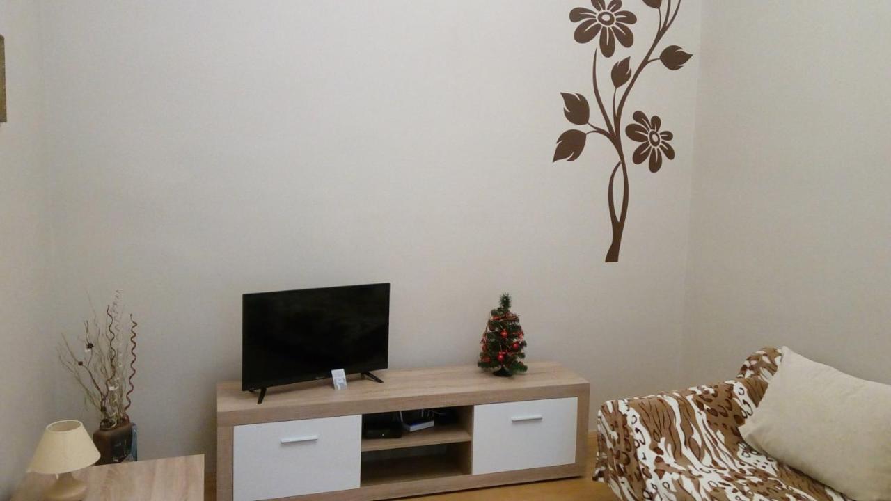 Family Stay In Львов Экстерьер фото